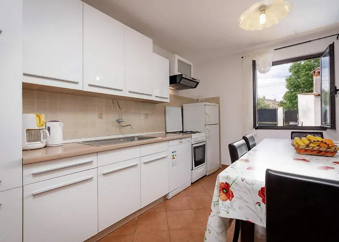 Casa Ana Milena Дом отдыха Пореч